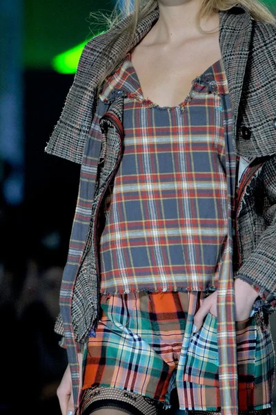 Look 20